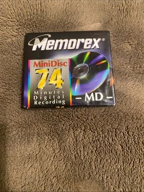 Memorex MiniDisc 74 Minutes Digital Recording - Black Packaging